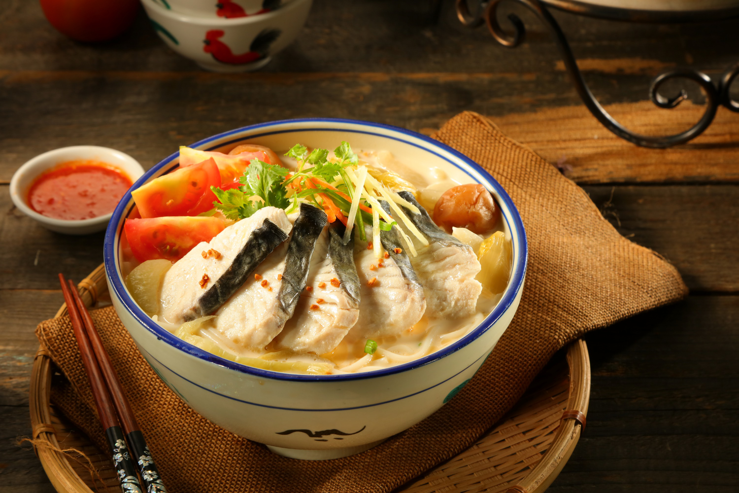504鲜奶鲛鱼片麺 Tenggiri Fish Noodle With Milk